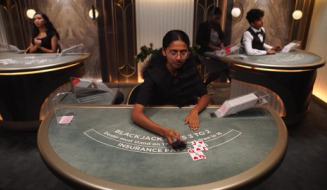 Live Table